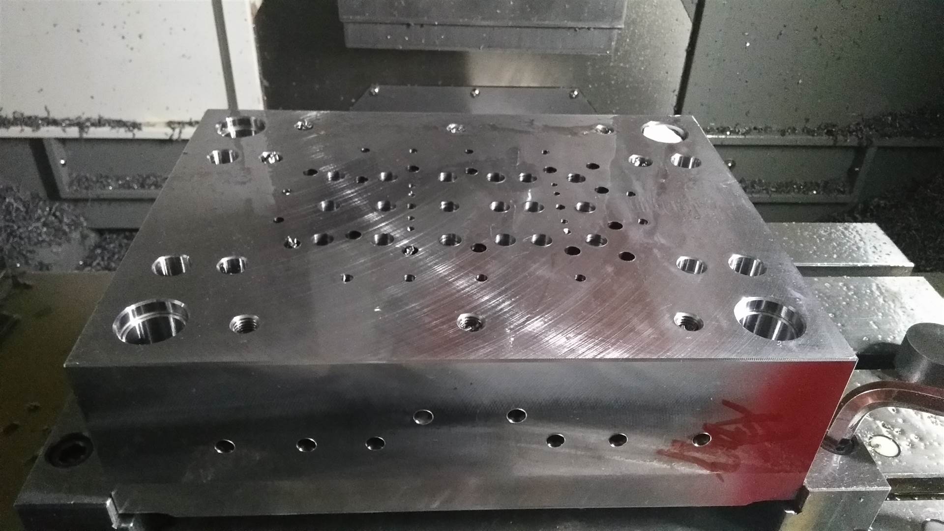 Manufacturer of Mold Bases for Heater Injection Molding(pic1) Manufacturer of Mold Bases for Heater Injection Molding(pic1)