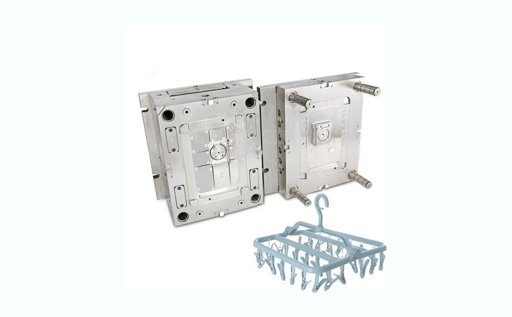 Mold Base Processing Factory for Hanger Injection Molds(pic1) Mold Base Processing Factory for Hanger Injection Molds(pic1)